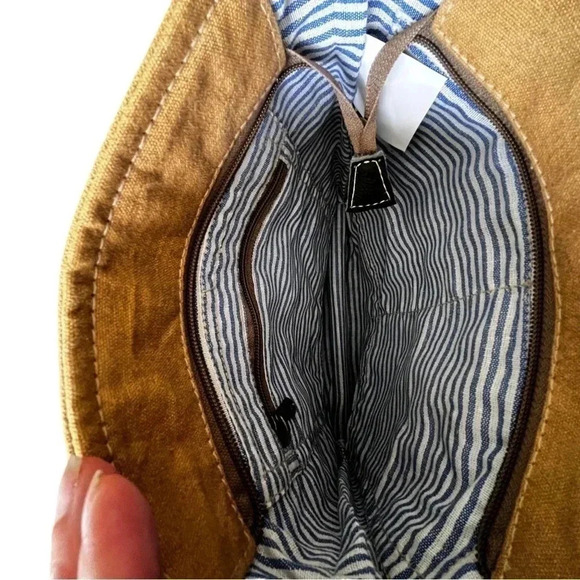 Clea Ray recycled canvas Tree of Life crossbody/shoulder bag, NWT - Picture 3 of 5